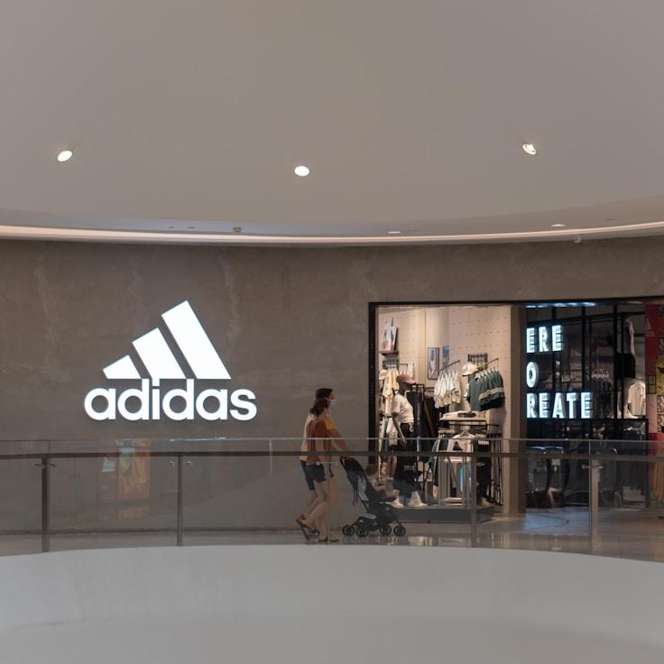 Family-friendly shopping and daily life in Spain